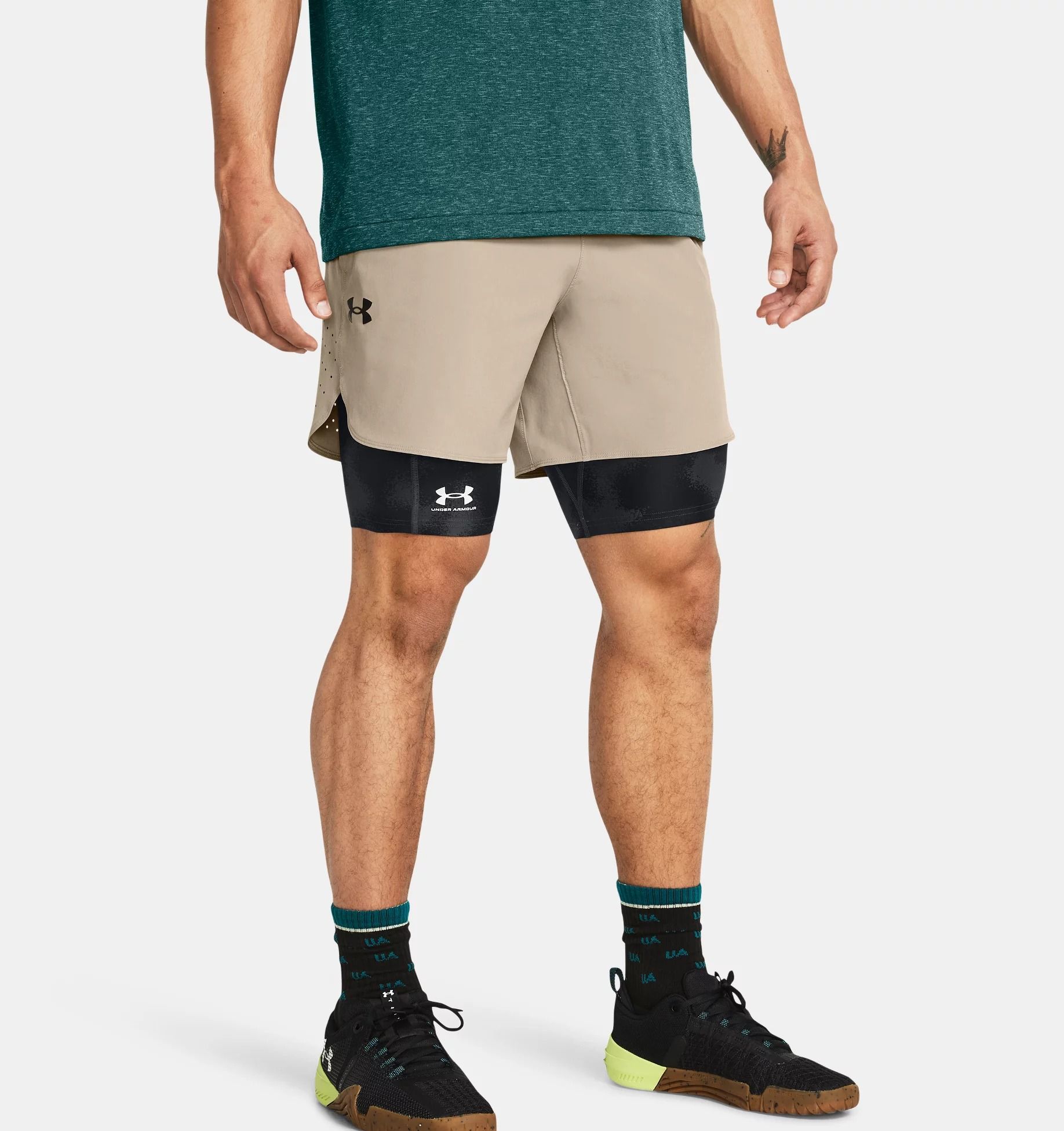 Under Armour Peak Woven 6in Shorts 