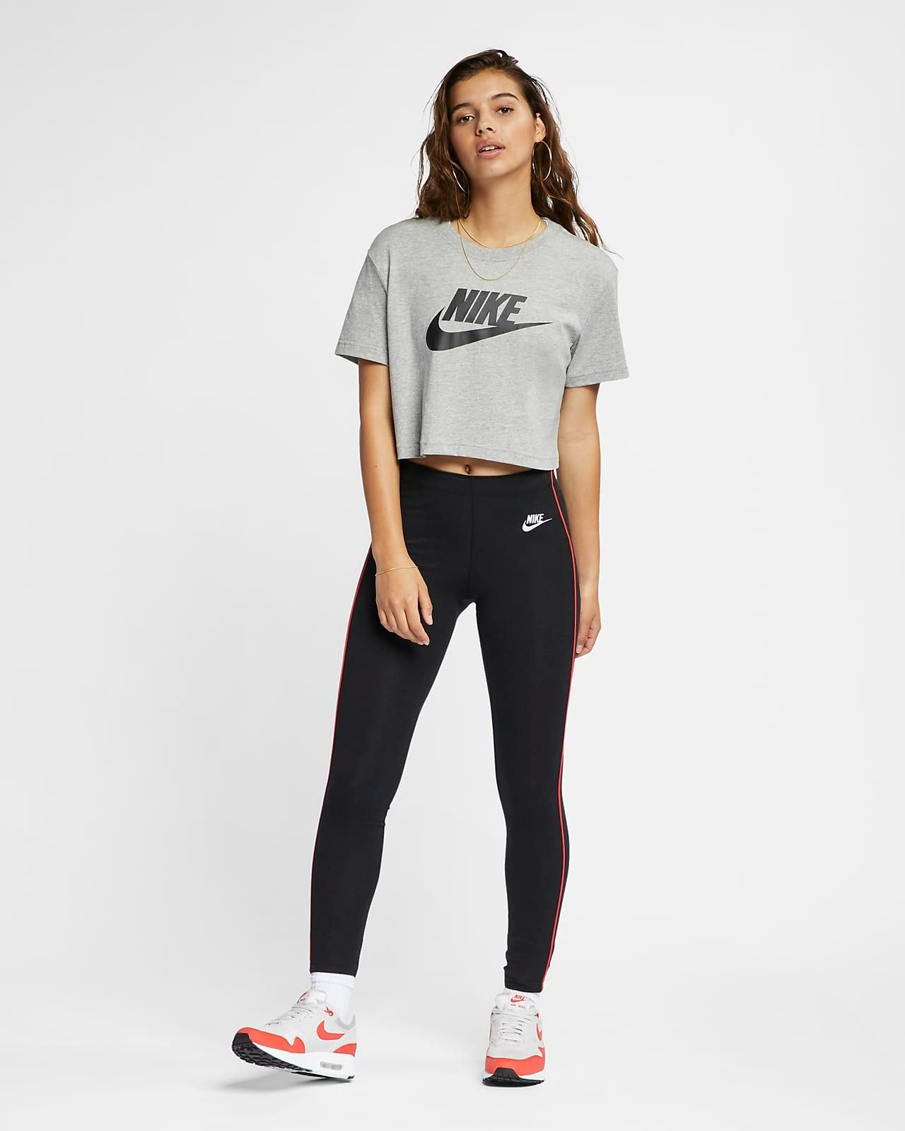 Nike Essential Crop Top