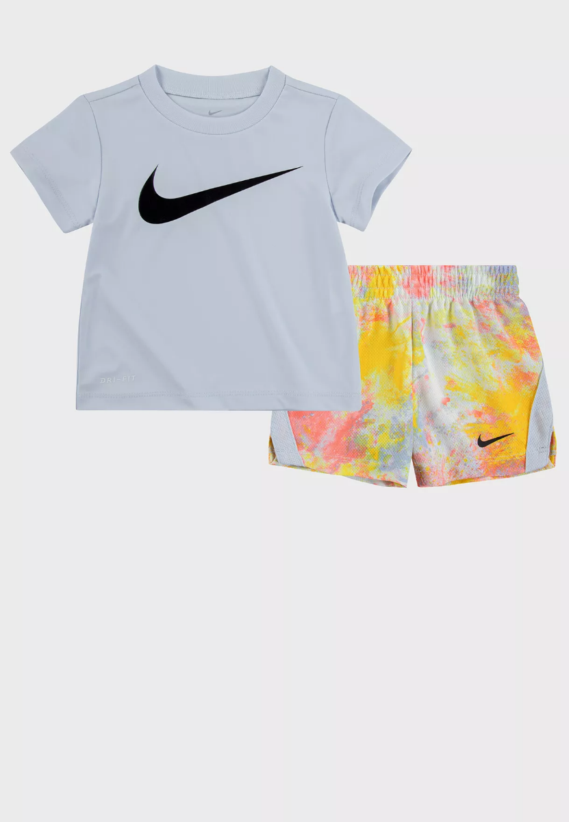 Nike Sportswear Multicolor T Shirt And Shorts Set