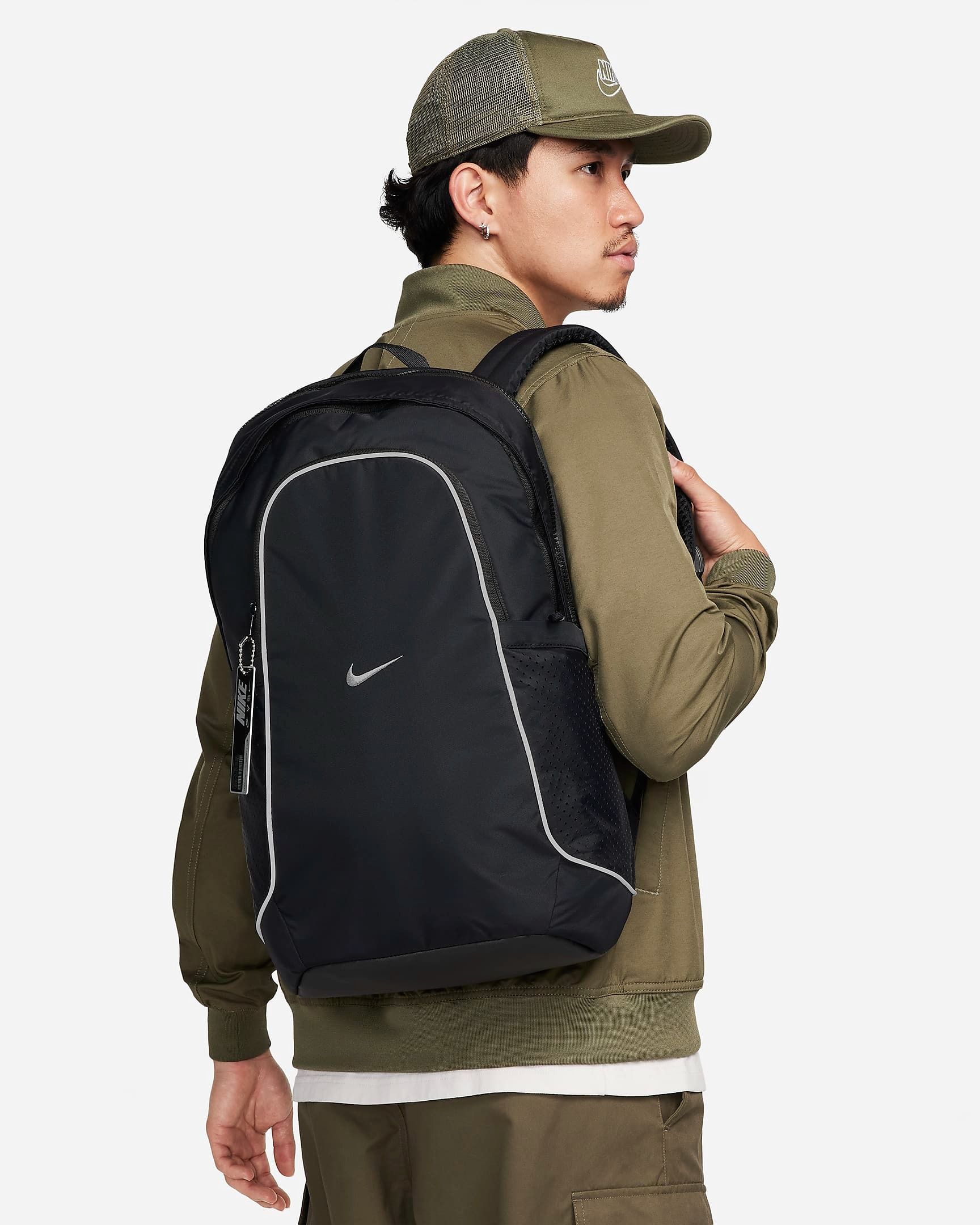 Nile Sportwear Essential 20L Backpack