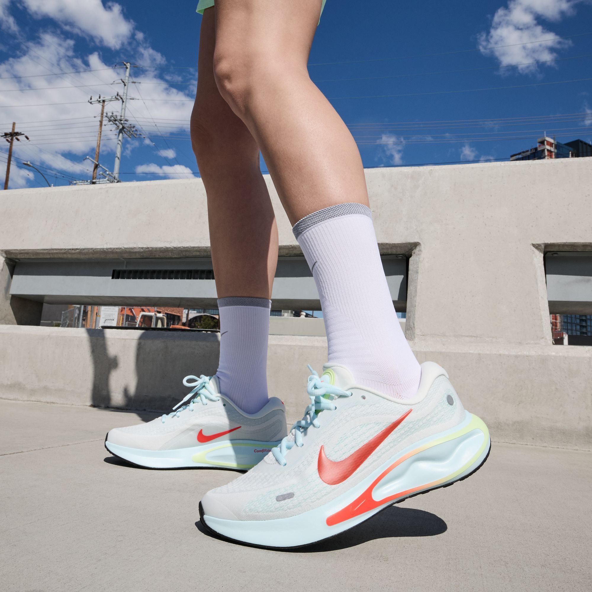 Nike Journey Run Women's Road Running Shoes