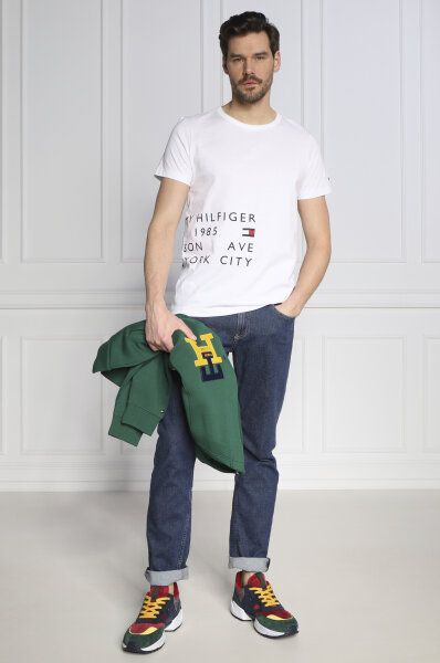 Tommy Hilfiger Offset Logo Slim Fit T-shirt